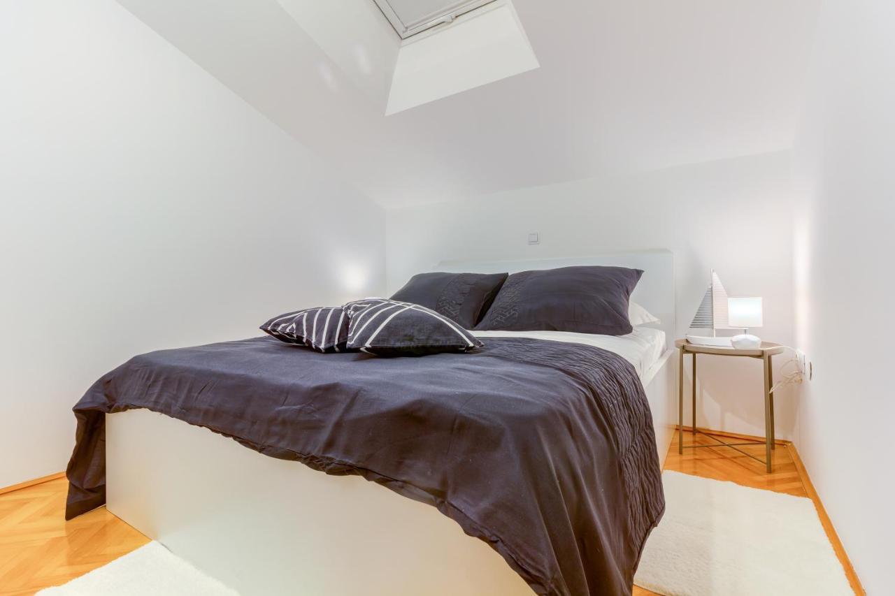 Omis Wind Rose Apartment Esterno foto