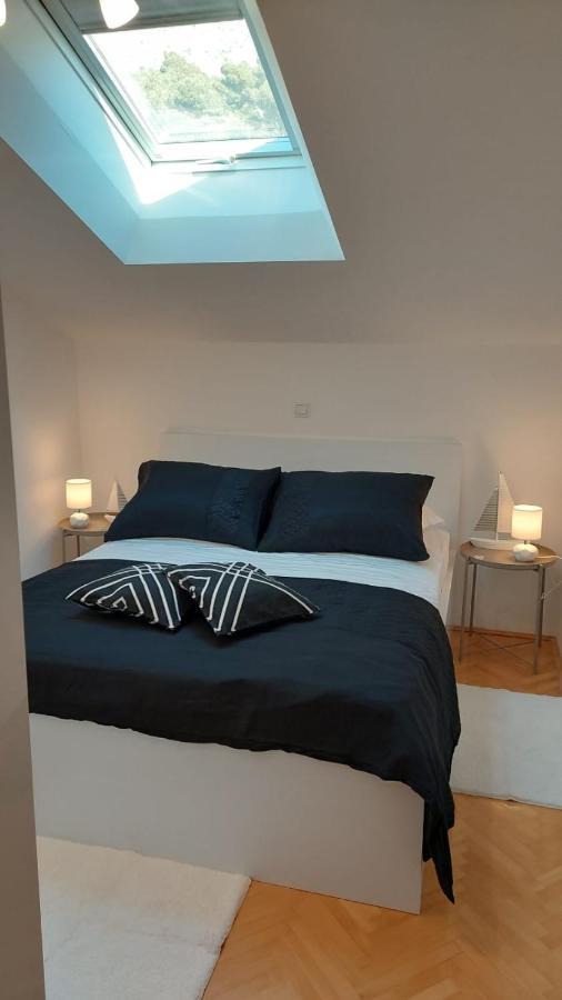 Omis Wind Rose Apartment Esterno foto
