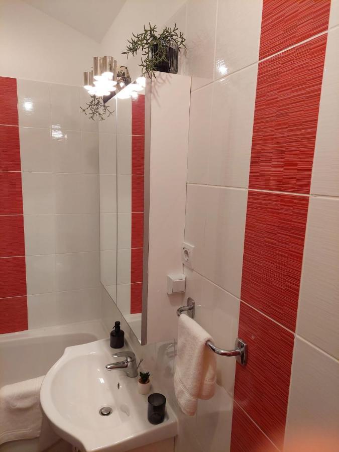 Omis Wind Rose Apartment Esterno foto